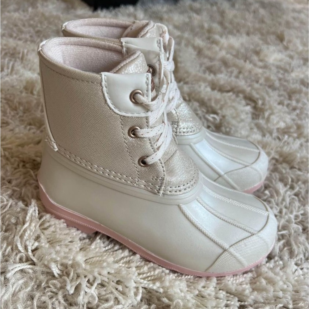 Sperry Duck Boots Pearl and Light Pink. Toddler Girls Size 12. Brand New.